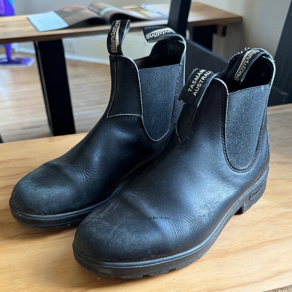 Blundstone Classic Black Chelsea Boots